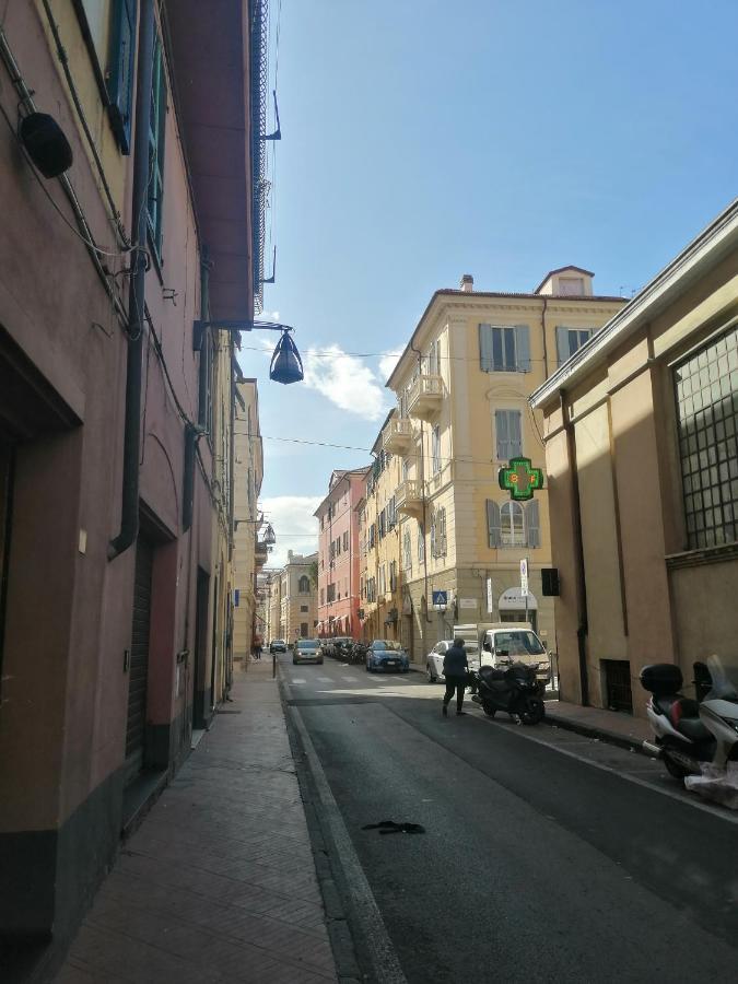 Casa Nives Apartment Imperia Exterior photo